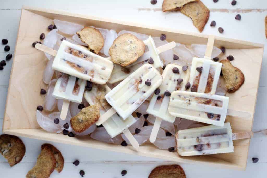 Chocolate Chip Cookies and Cream Popsicles