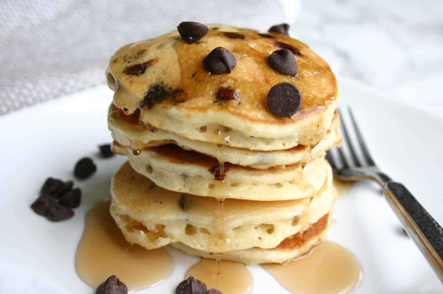 Download best mini chocolate chip pancakes - The Savvy Sparrow