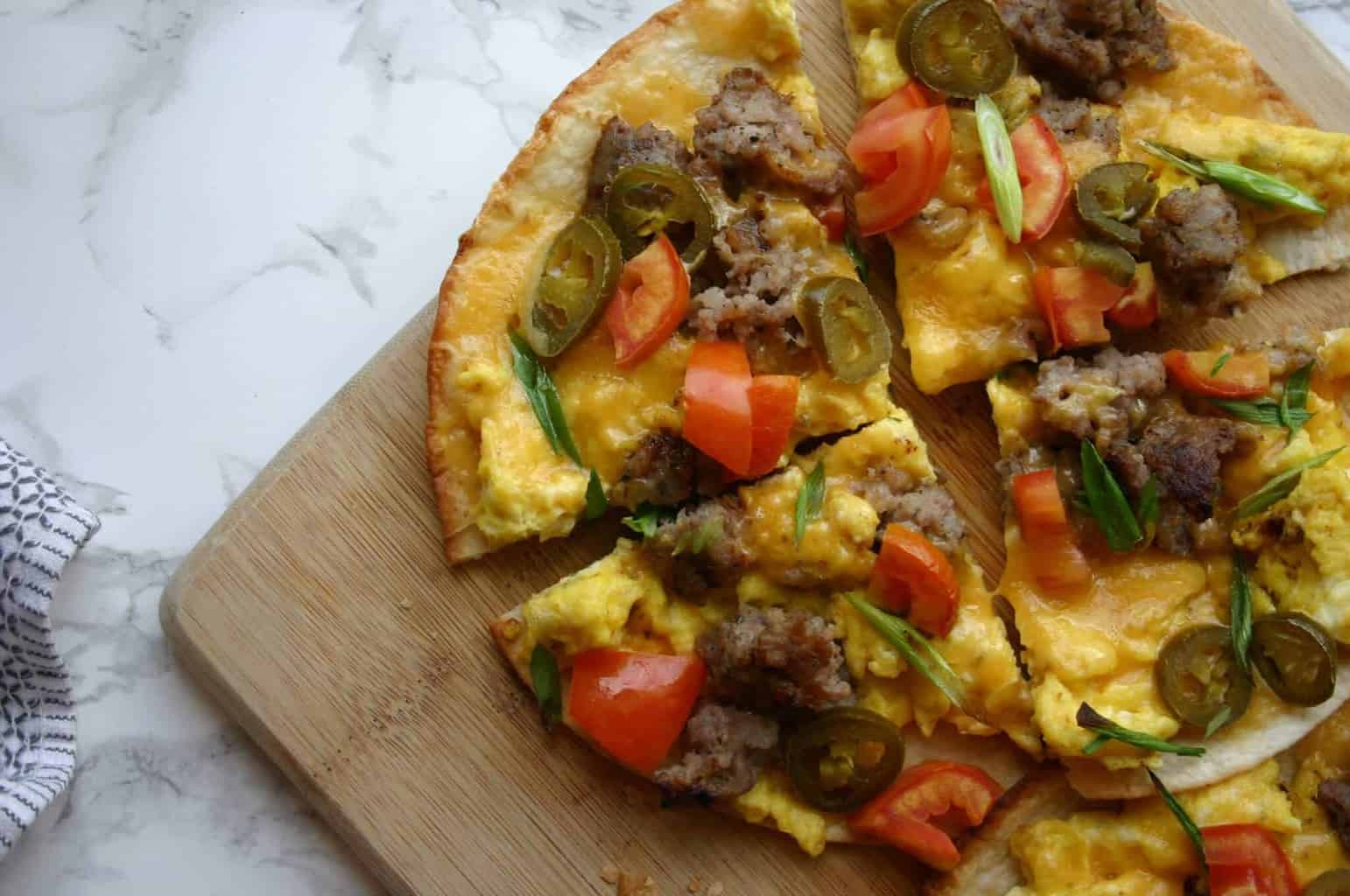 These are so good! Try these low carb breakfast pizzas for a healthy easy breakfast idea! Add this to my list of yummy low carb breakfast recipes!