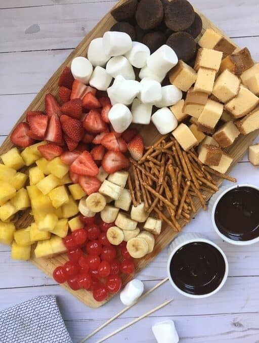 Easy Chocolate Fondue Recipe - How To Make Chocolate Fondue