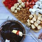 If you love The Melting Pot's chocolate fondue then you must try this easy homemade chocolate fondue recipe! This easy dessert recipe is perfect for a Valentine's Day treat for your husband or a stay at home date idea!