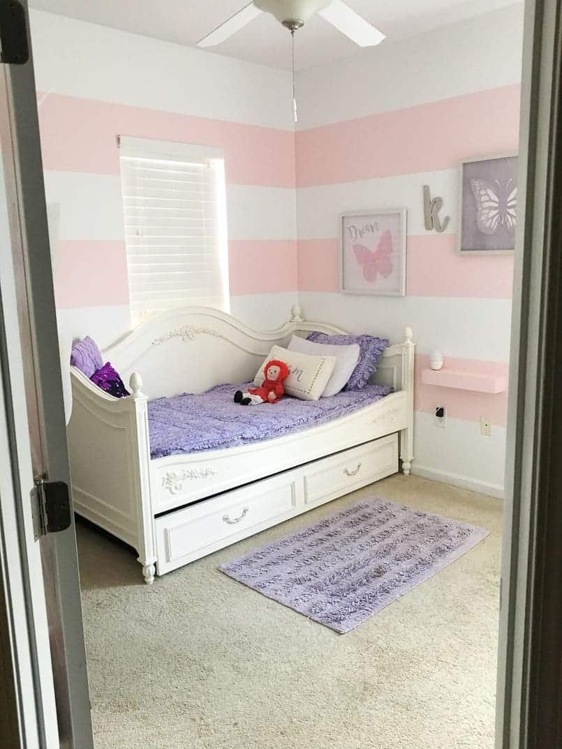 18 Small Bedroom Decorating Ideas on a Budget   The Savvy Sparrow