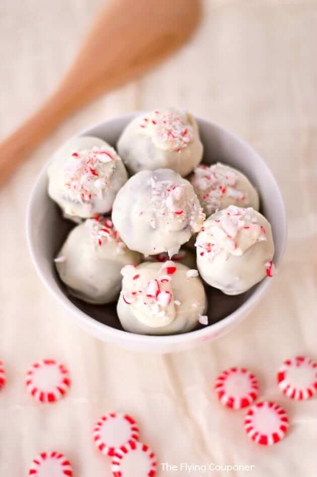 homemade peppermint oreo truffles