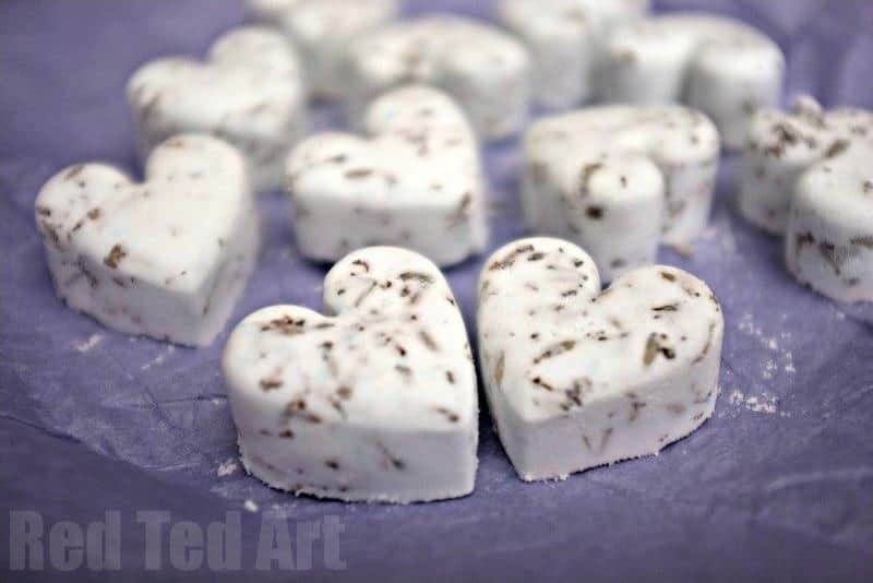 heart shaped bath bombs