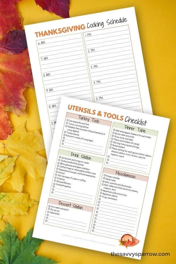 printable cooking schedule and utensils checklist for Thanksgiving