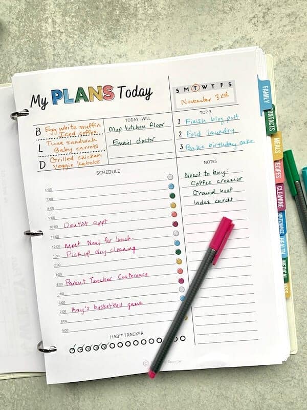 daily planner printable in a home binder
