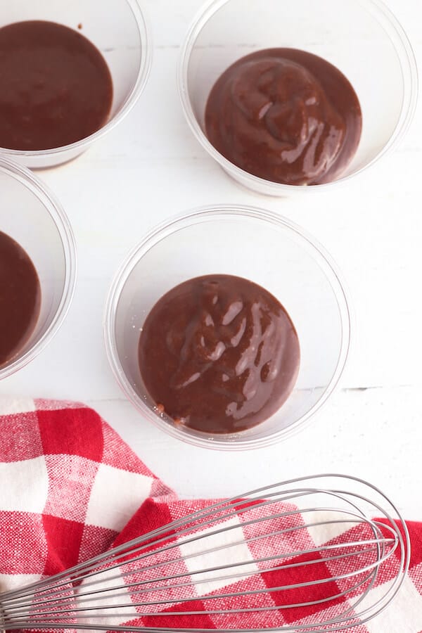 instant chocolate pudding in plastic cups