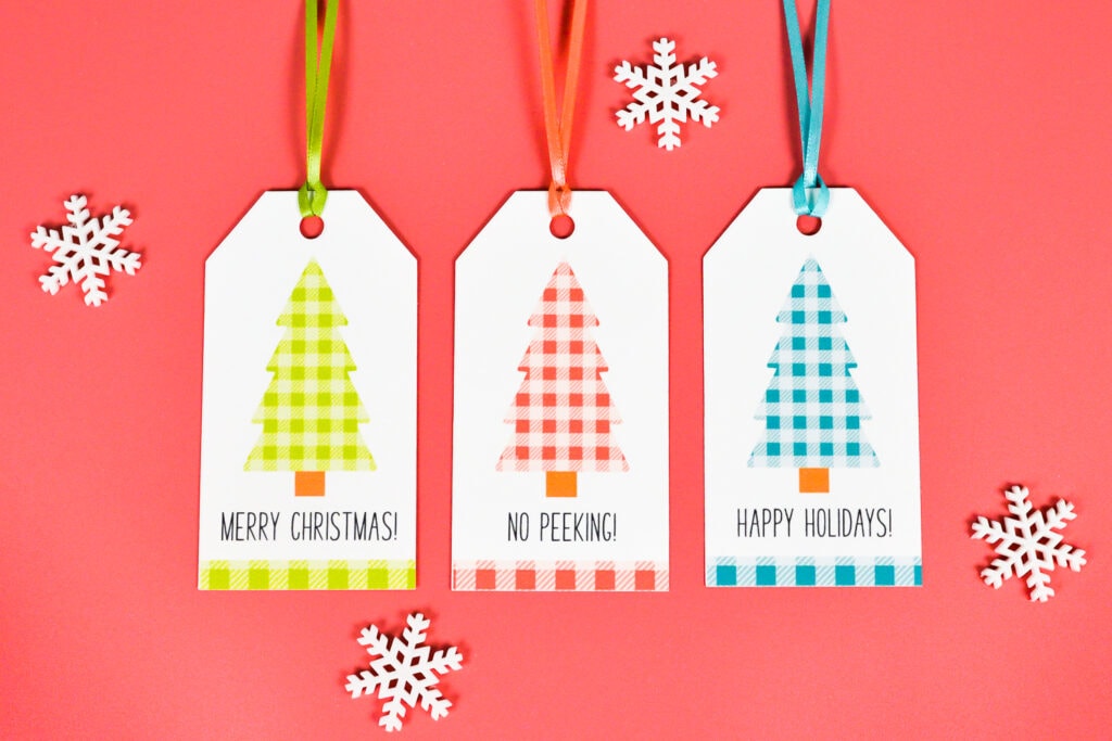 buffalo plaid Christmas tree gift tags