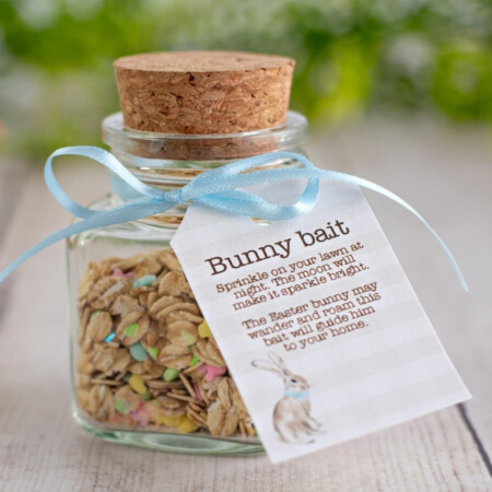 Easter bunny bait in a jar with a printable tag