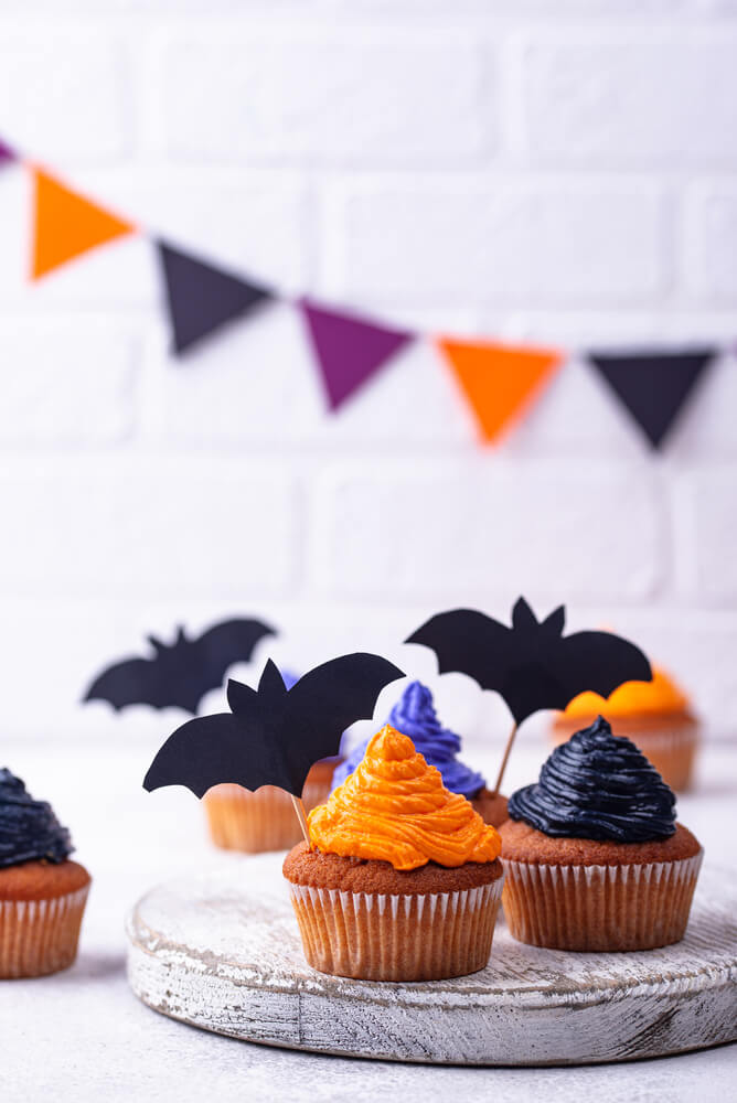 paper bat cut outs used as cupcake picks