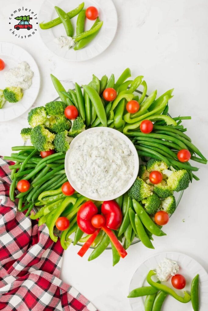 veggie tray arranged to look like a wreath