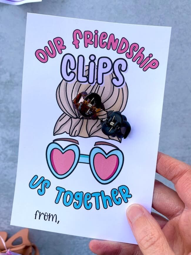 our friendship clips us together printable gift tag