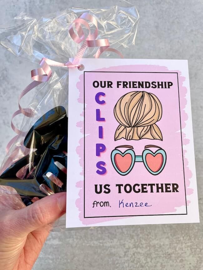 claw clip with a printable gift tag that says our friendship clips us together
