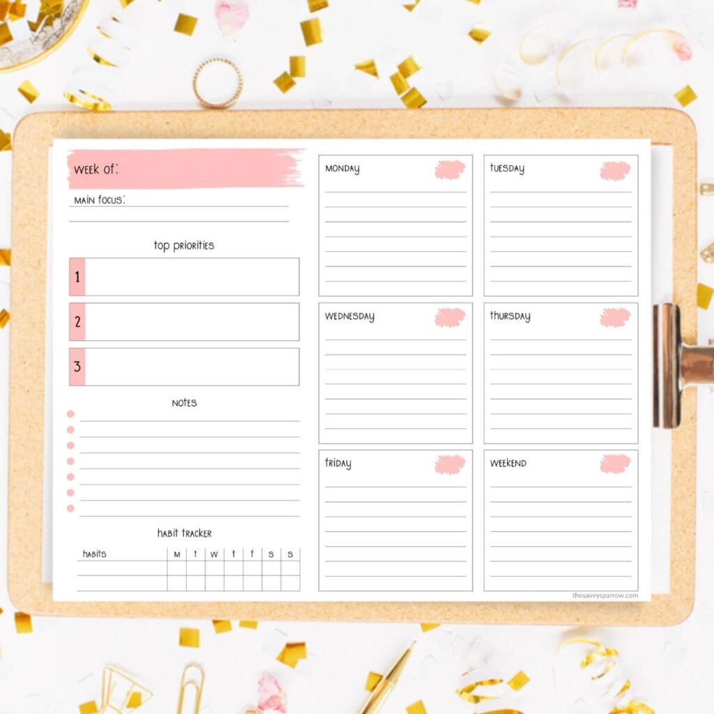 printable weekly to do list on a clipboard
