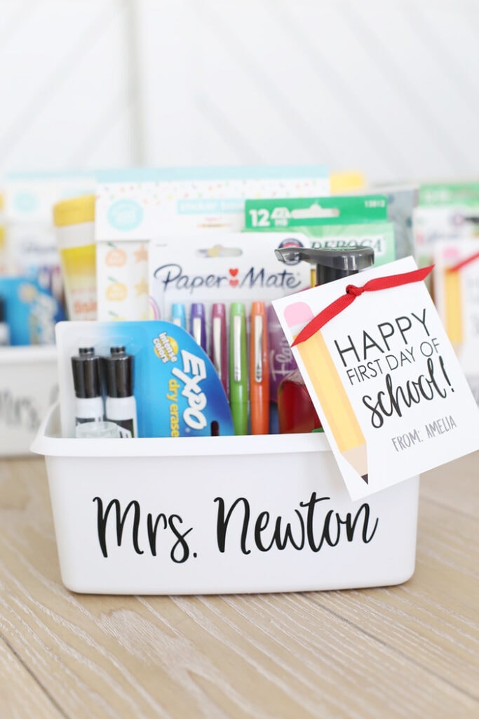 first day of school teacher gift with school supplies