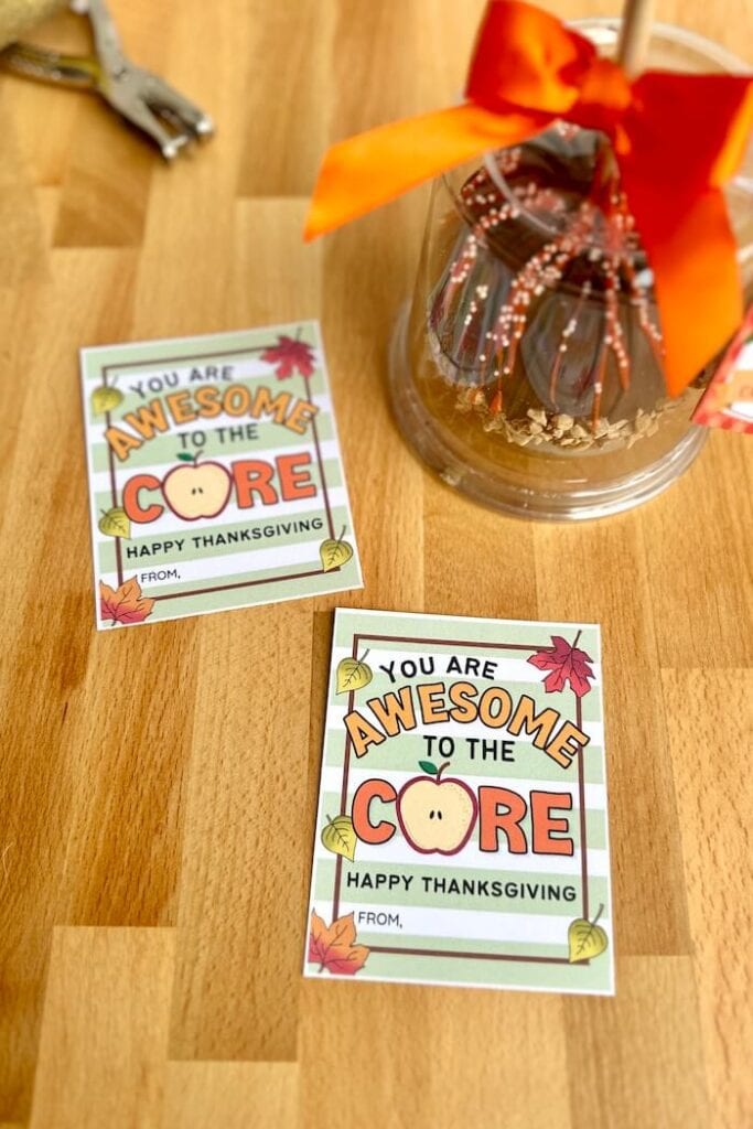 caramel apple Thanksgiving gift tags cut out