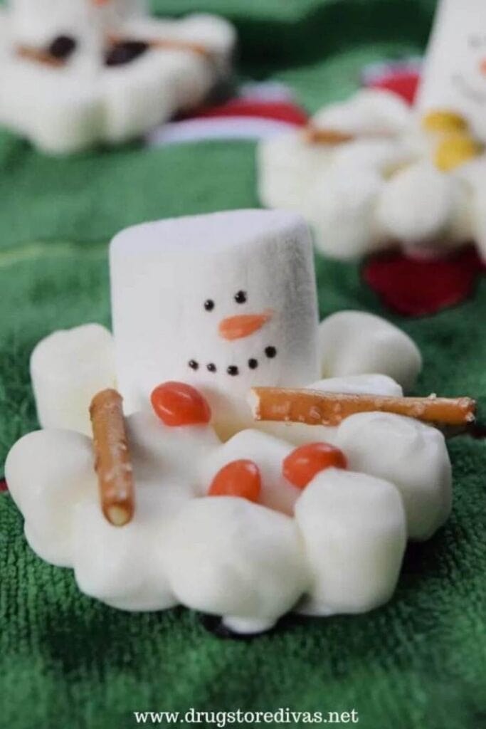 almond bark and marshmallow snowmane