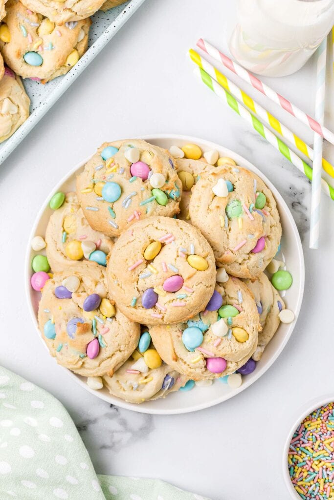 Spring cookies with M&Ms