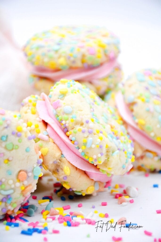 Easter sandwich cookies with pink frosting