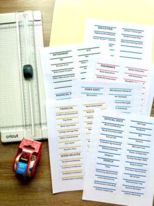 How to Make Your Own File Folder Labels - FREE Template!