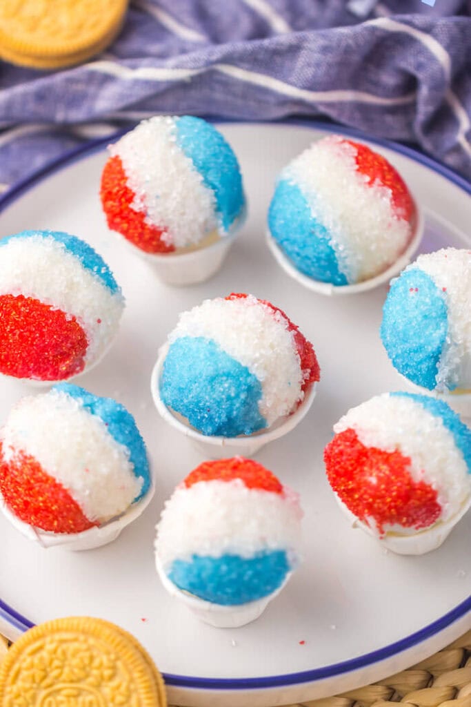 4th of July Oreo balls that look like snowcones